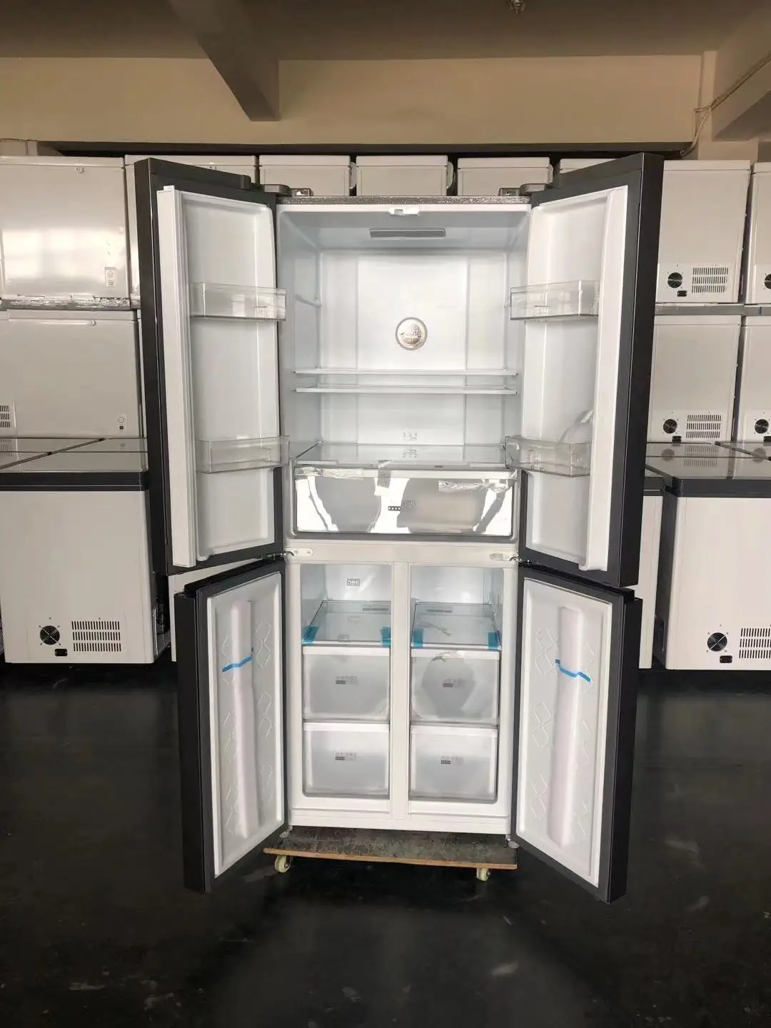 Four door luxury solar dc home refrigerator -BCD-418