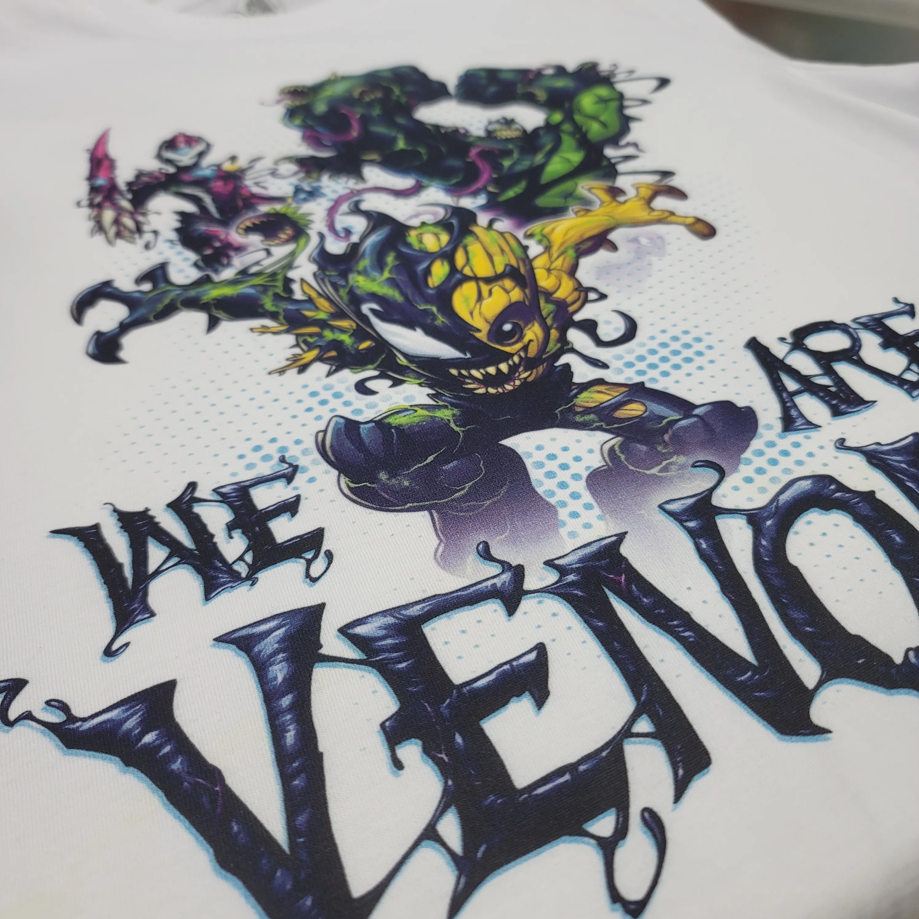 
FAMA Audit Factory 100% Cotton Men Women OEM ODM Golden Foil Casual Summer Custom T Shirt Printing 