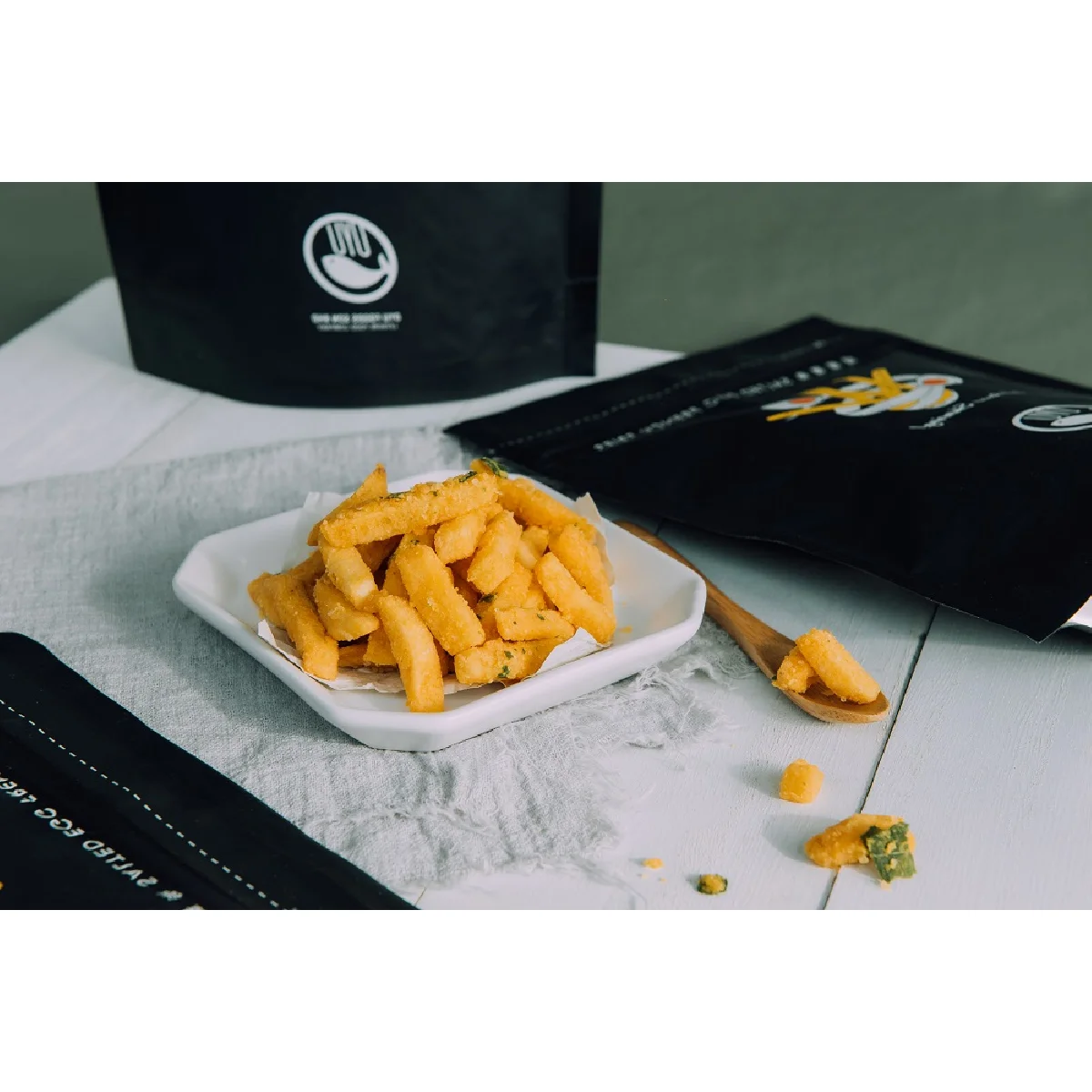 
All Age Malaysia Origin Hard Texture 150g Salted Egg Flavor Shelf Life 12 Months French Fries 