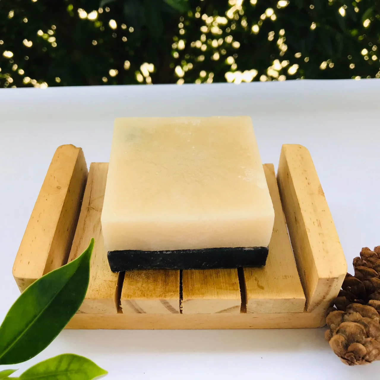 Yogurt Bamboo charcoal Soap OEM Natural Handmade Soap Whitening Cleansing Manufacturer From Thailand /OEM WHOLESALE 100 Gram
