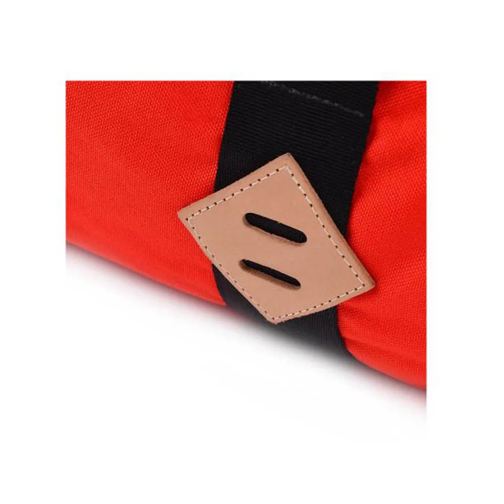 
Customized Logo Large Capacity Duffle Bags Gym Man Women Sports Travel Bag Multifuction Backpack Portable Outdoor Fashion Bag 