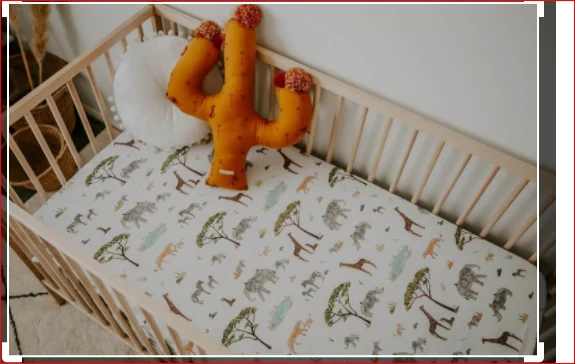 Latest Fashion For Newborn Baby Bedroom Furniture Fitted Crib Sheet Baby Bassinet Crib For Boys and Girls