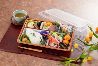 Disposable 5 compartment plastic blister sushi tray with clear lid rectangle 0-1L Japanese style color microwavable ppf takeout