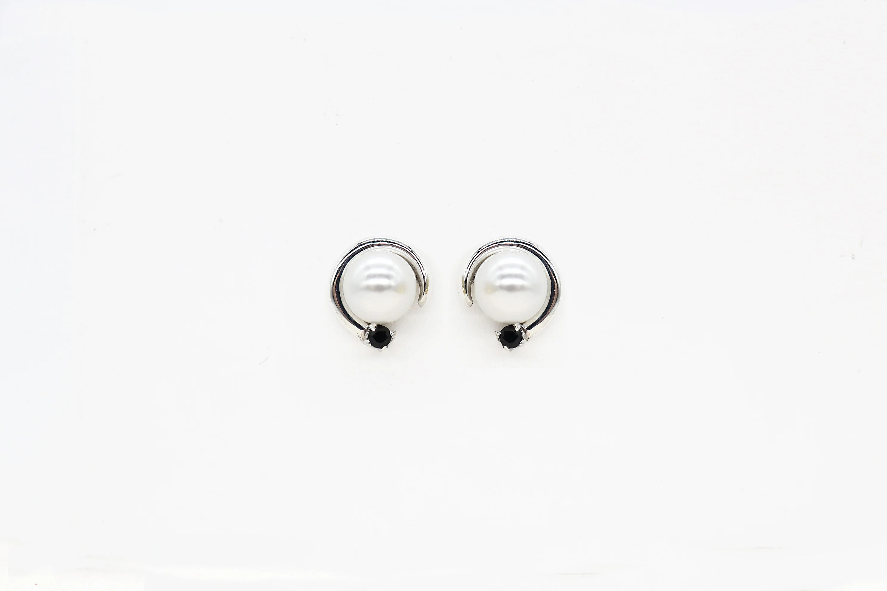 
Jewelry Factory 2021 new Design 925 Sterling Silver pearl diamond earrings 