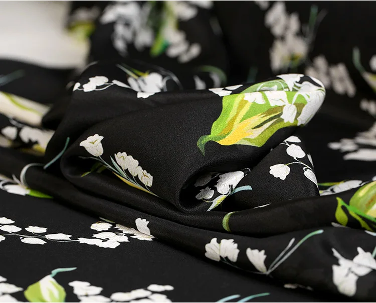 
Printed silk crepe cdc 100% silk fabric for dress/shirt/pajamas 