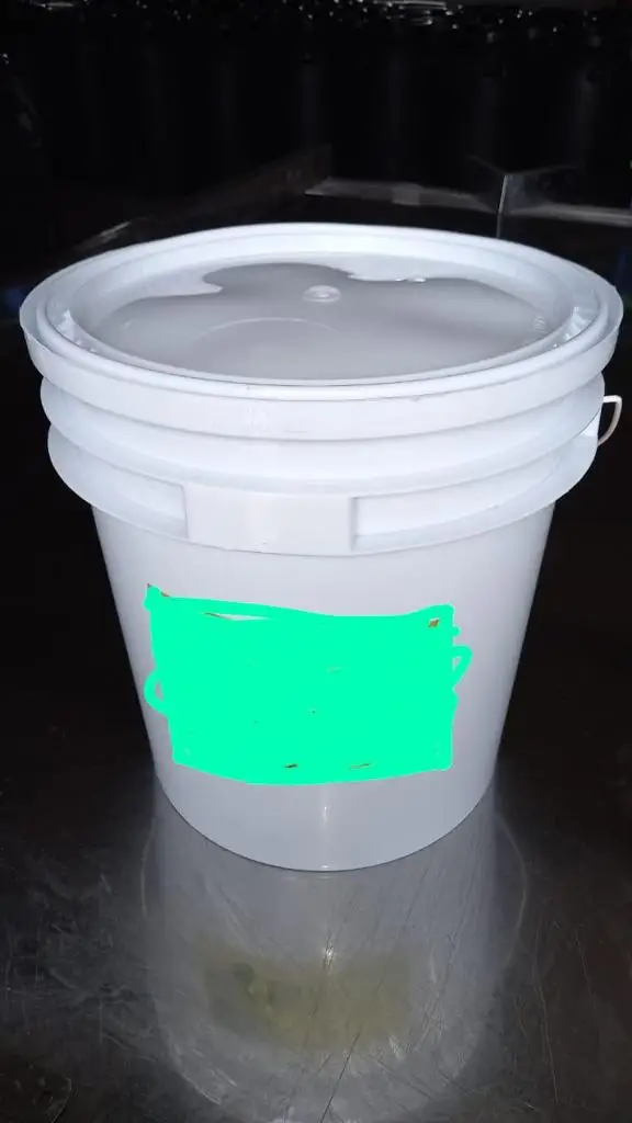 Высококачественные корншоны Перкинс упакованные в ведро надлежащим образом для продуктов питания изготовленных Индии по заводской