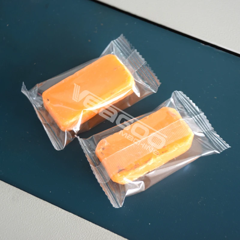 
New version toilet bar soap packaging machine 