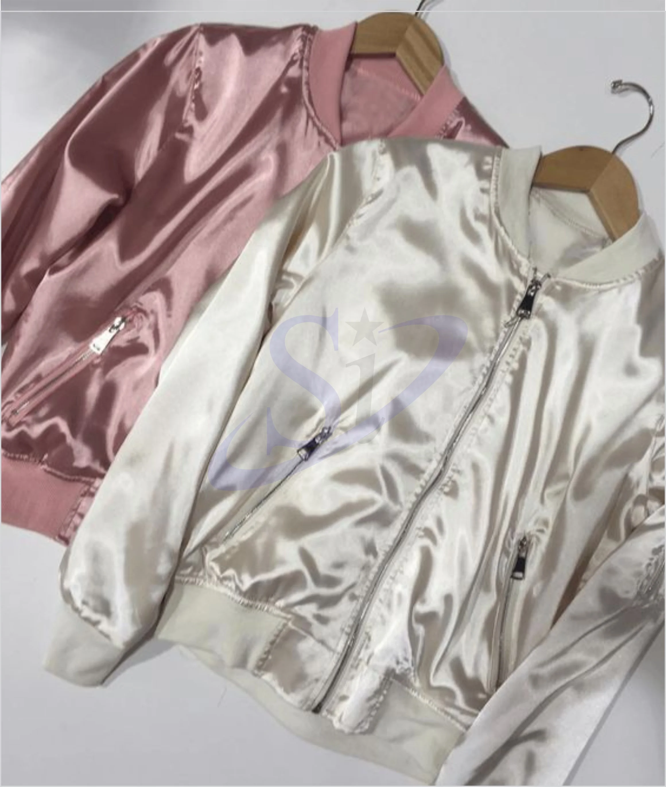 Женская обувь из натуральной кожи 100% куртки по индивидуальному заказу и квалифицированных на рупор индустрии Сатиновые подкладочные черный дизайн укороченный топ Куртки