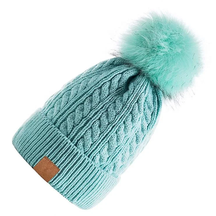 pom beanie (3).jpg