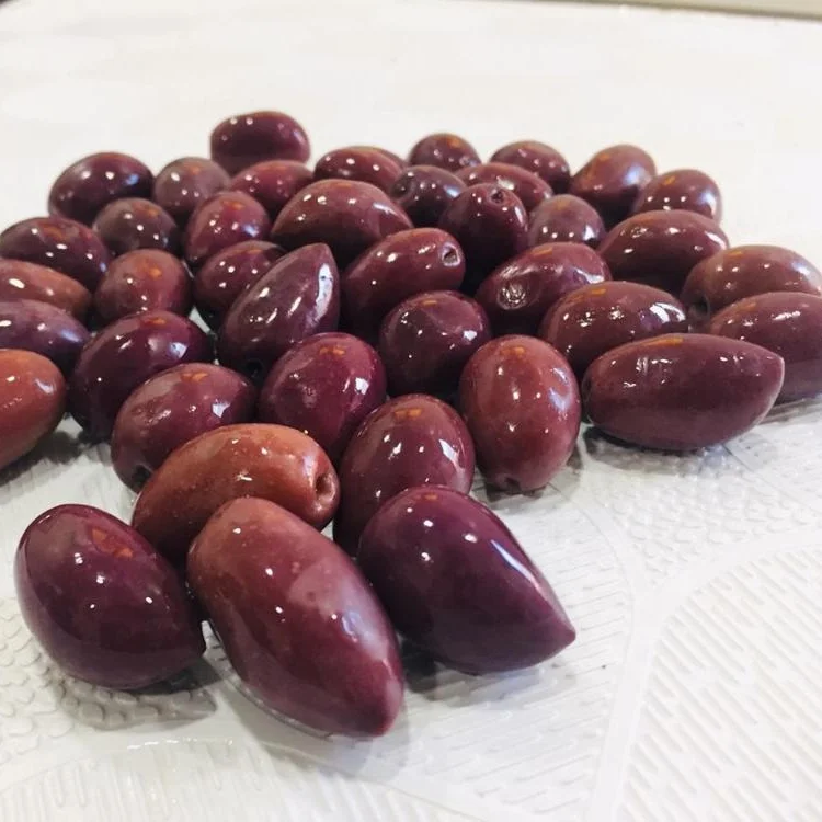 
 Свежие оливки  