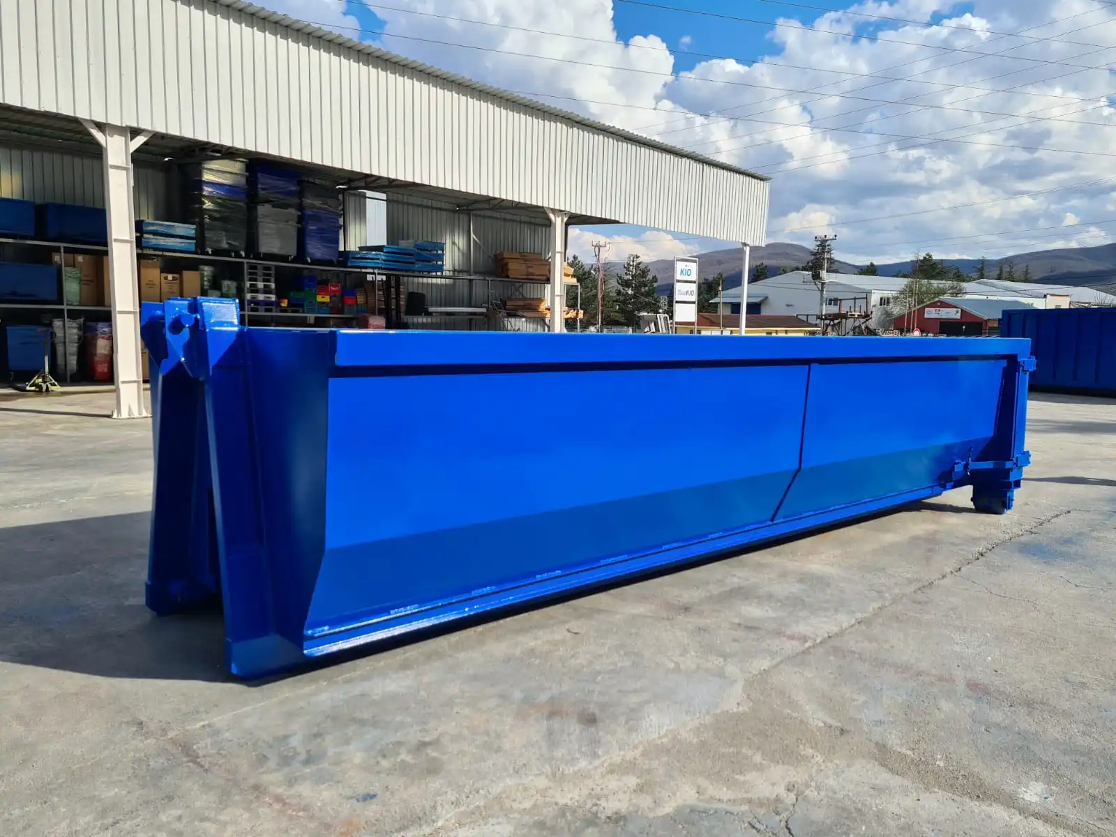 
20 yard Tube Roll Container 