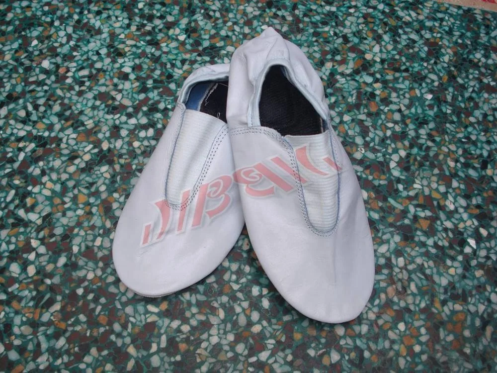 
Leather Trampoline Shoes Gymnastic Trampoline Suppliers 