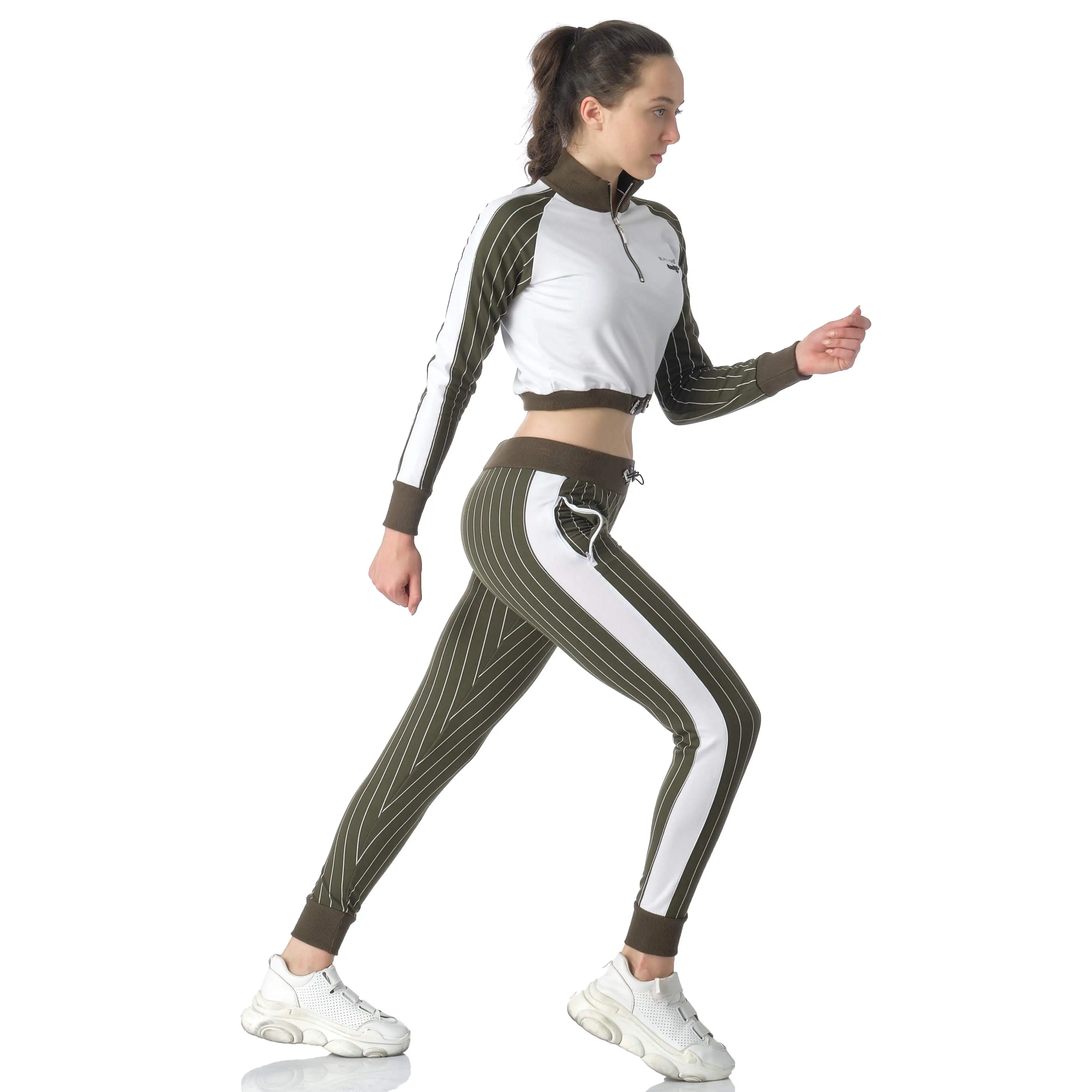 wholesale cheap New design high quality Custom Sports Tracksuits for Women Jogging wear Sportswear Tracksuit