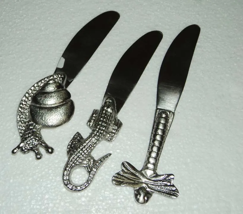 Insects Head Stainless Steel Knife Set Manufacturer of Hand Casted Knife with Stainless Steel Blade