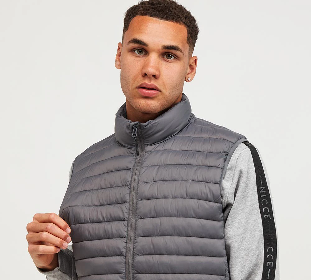  Сделанный на заказ жилет-пуховик горячая Распродажа черный стеганый жилет без рукавов пуховые куртки зимний мужской пуховой