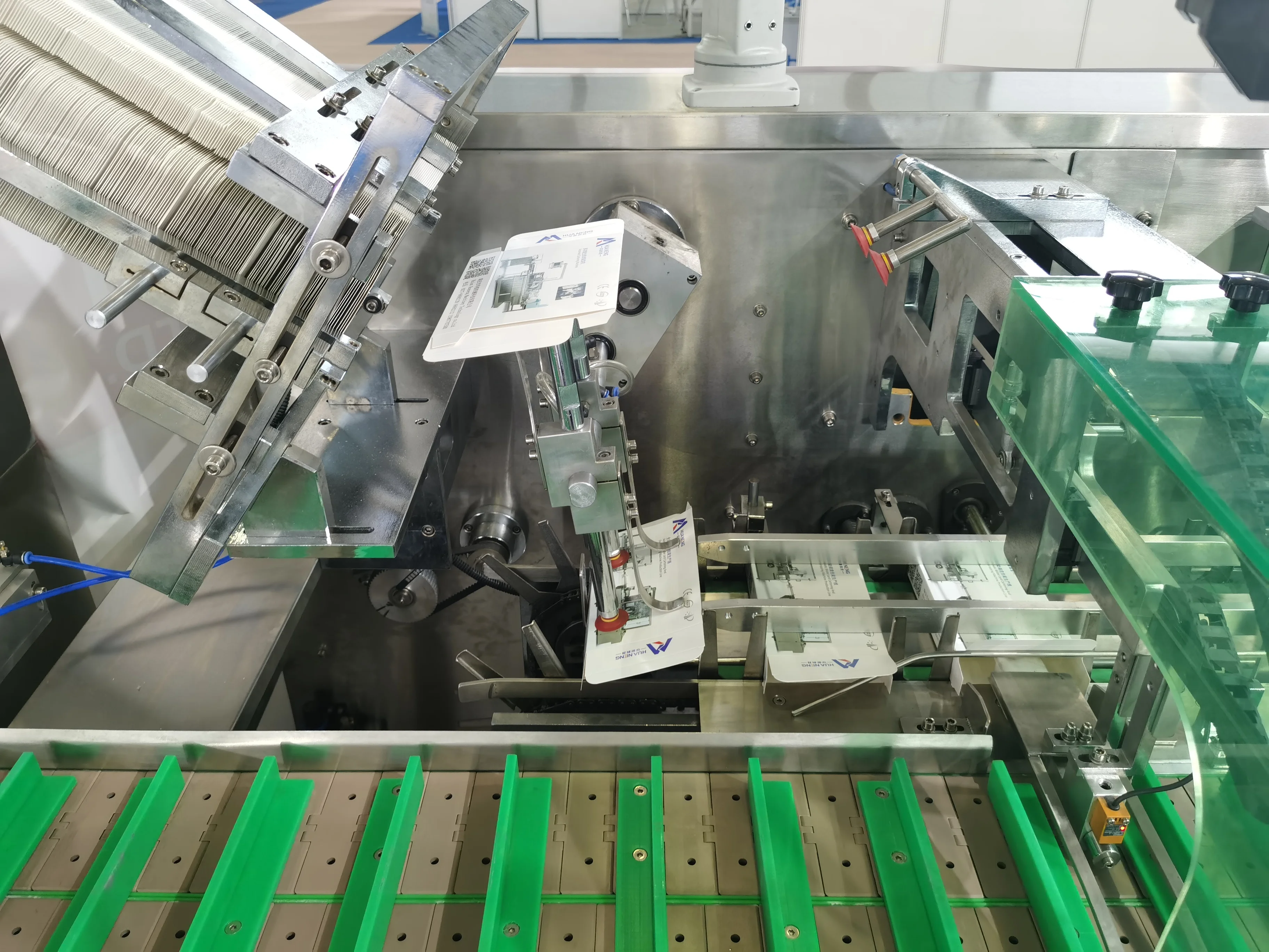 DZH-120 Fully Automatic Soap Cartoner Cartoning Machine