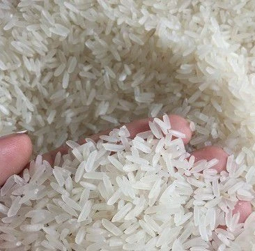 Wholesale Top Rated High Quality Om18 Rice Long grain rice (over 7mm) beautiful soft and fragrant White Rice for SALE