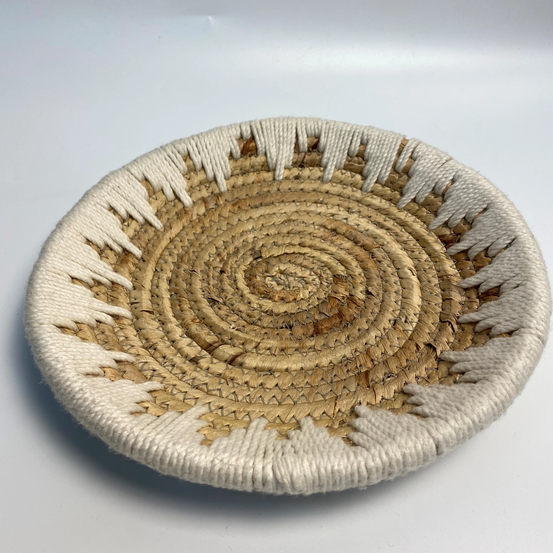 Floral handwoven Water Hyacinth Wall Art Home Decorative Wall Hanger Plate Hanging Woven Water  Hyacinth Wall Hanger HJ WHD 001