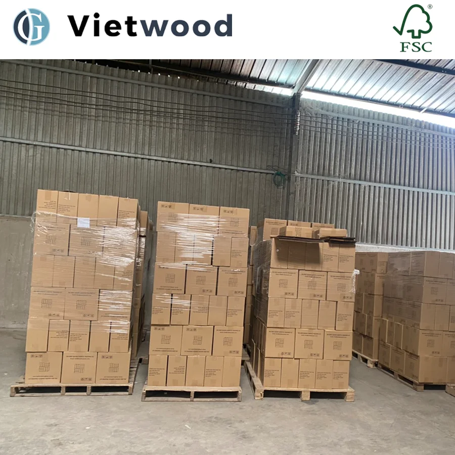 Cheap wood flooring Modern acacia wood decking tile for hardwood flooring / parquet flooring from Viet Nam