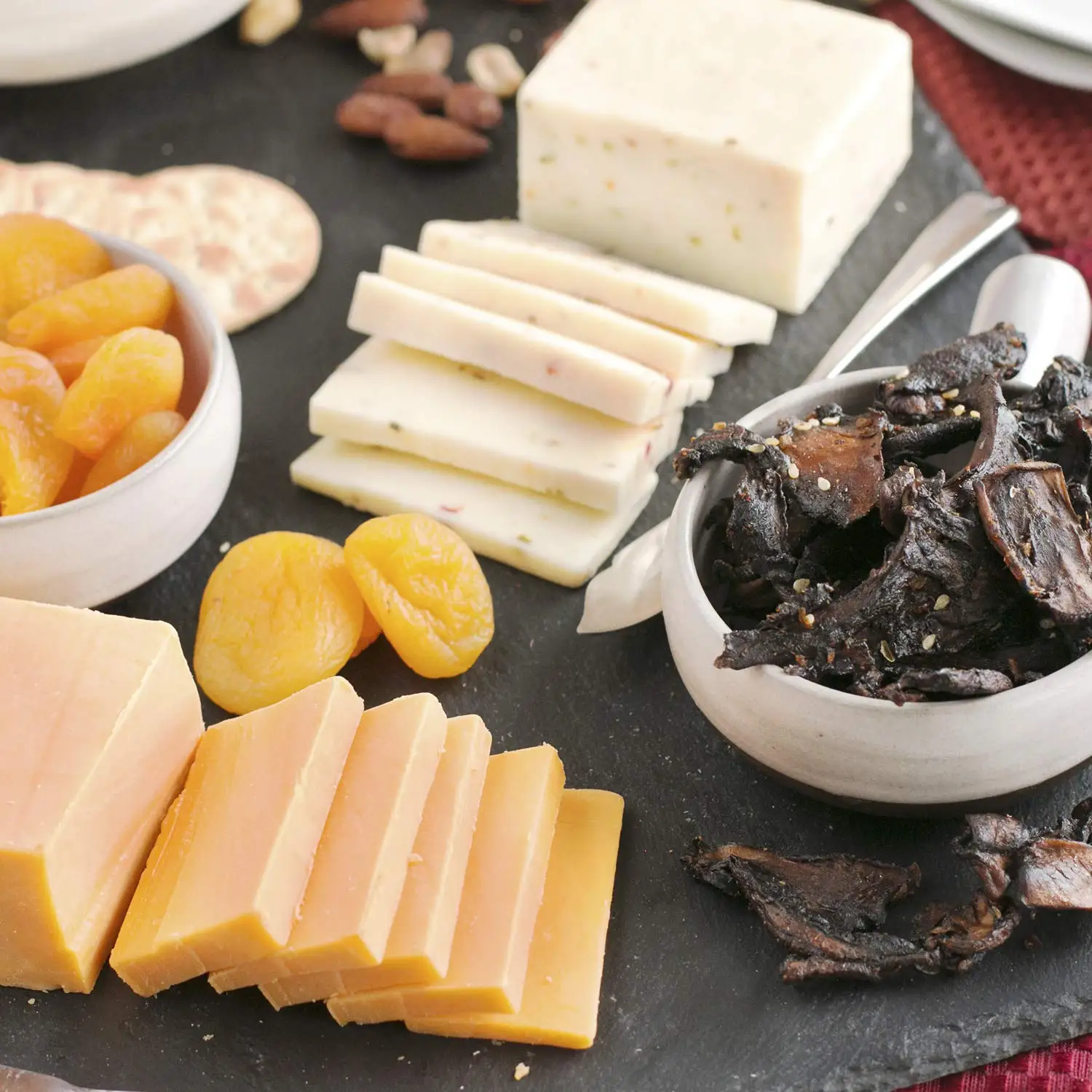 Согревающий дикий веганский порбалелла гриб джерки без глютена ГМО горячий и пряный Cajun. Здоровые органические закуски