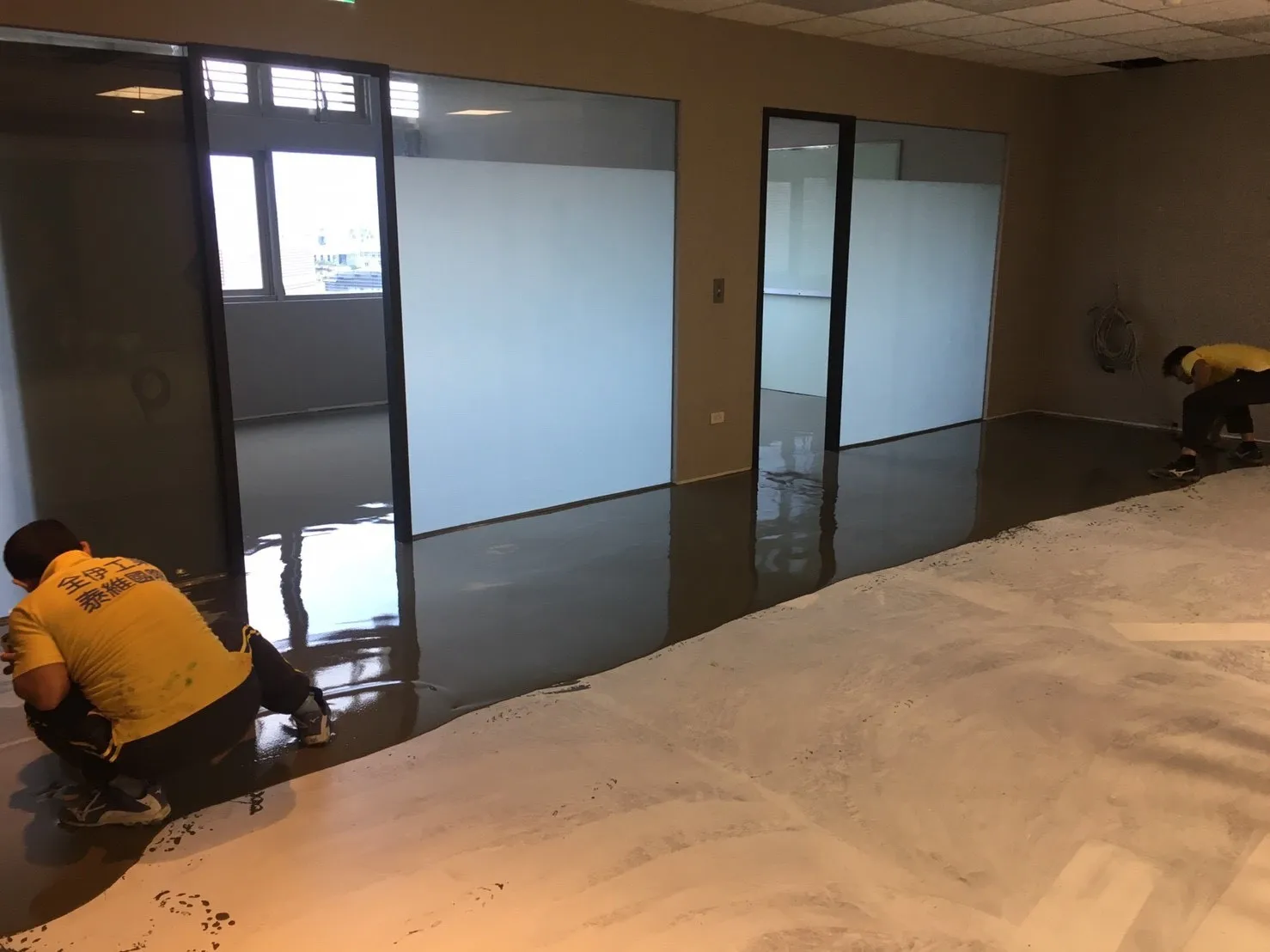 Самовыравнивающийся соединение самовыравнивающийся пол самовыравнивающийся цемент он-3000