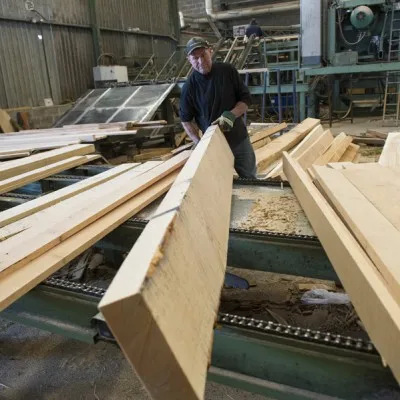 Древесина из бука/дуба/ясеня/красного дуба толщина 26-50 мм