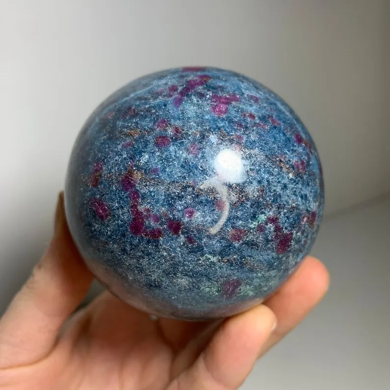Ruby Sphere Gift Home Decoration Healing Crystals Gemstones Sphere Ball with Red Wholesale Beautiful Blue Feng Shui Love Kyanite