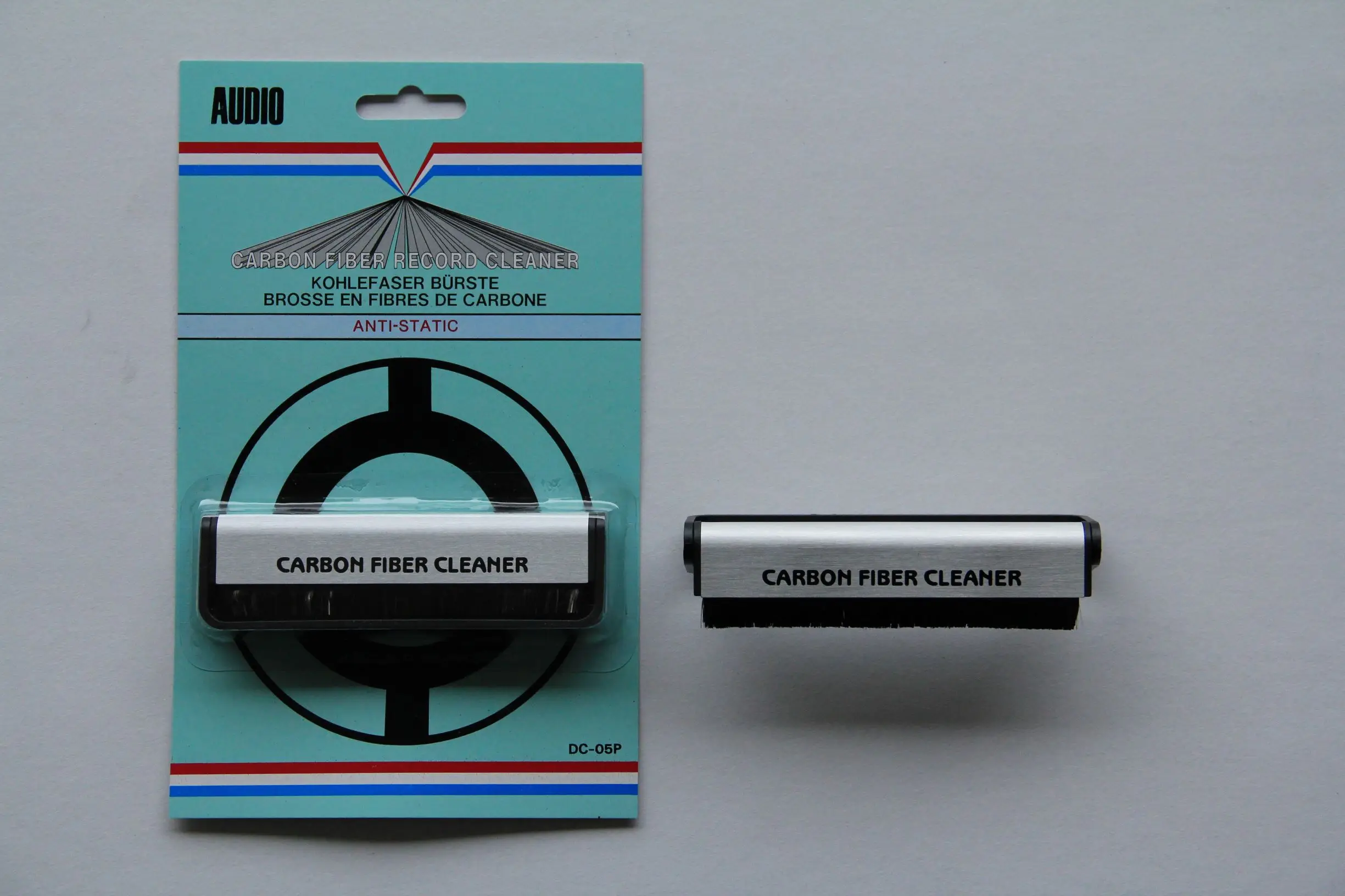 carbon fiber vinyl record cleaner brush dry cleaning anti-static