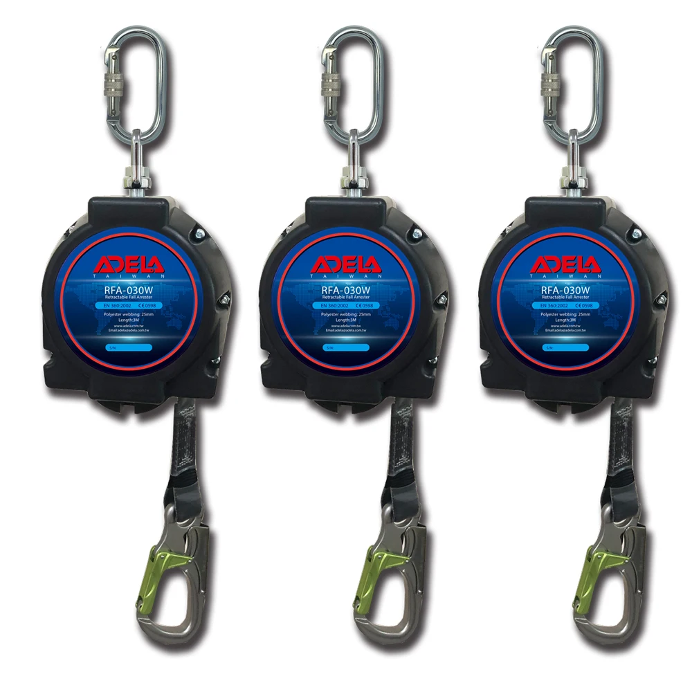 Retractable Fall Arrester For Work At Heights