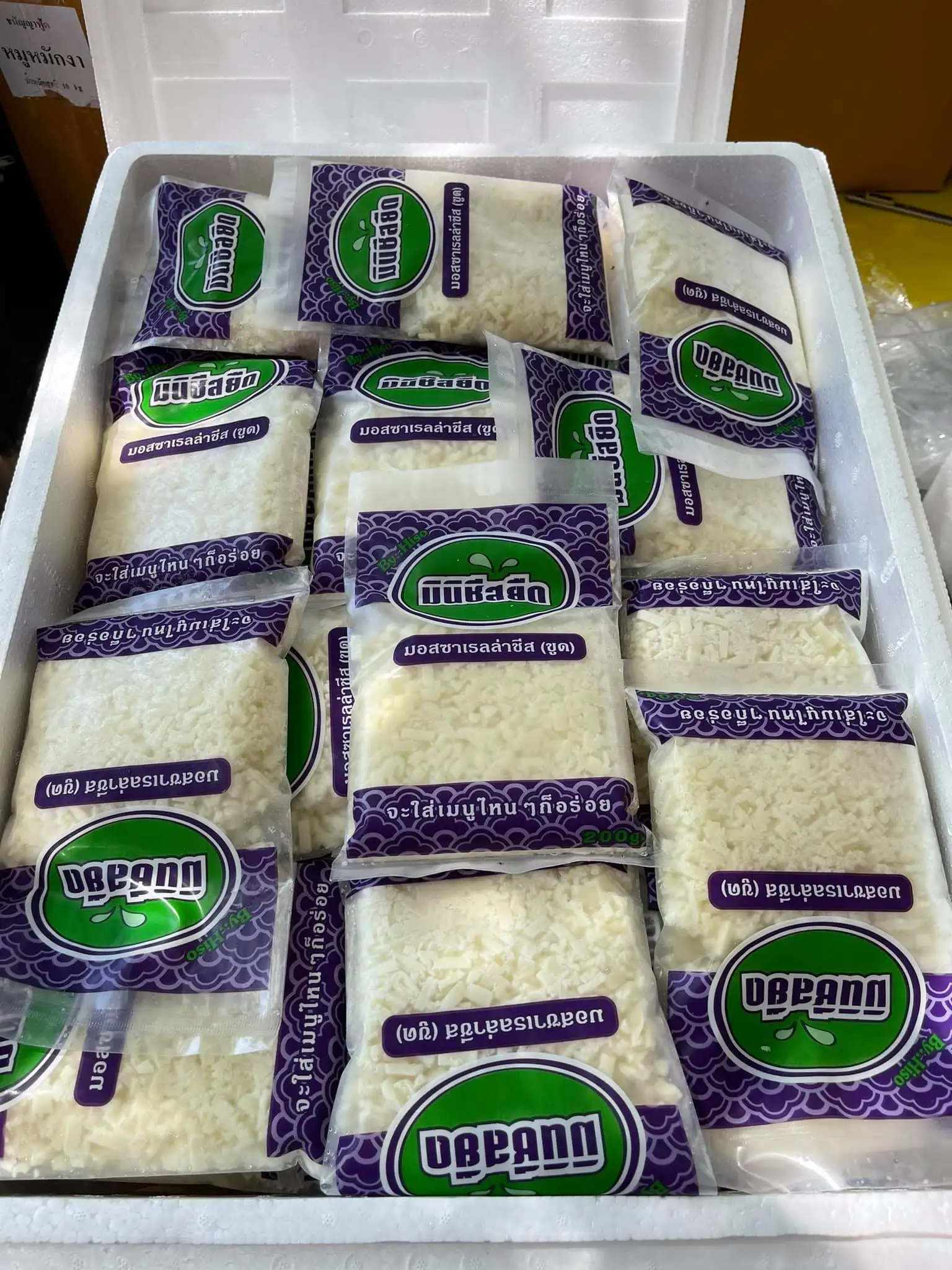 Premium Quality OEM Frozen White Cheese Pizza Topping Product of Thailand for 100% Export Famous Brand