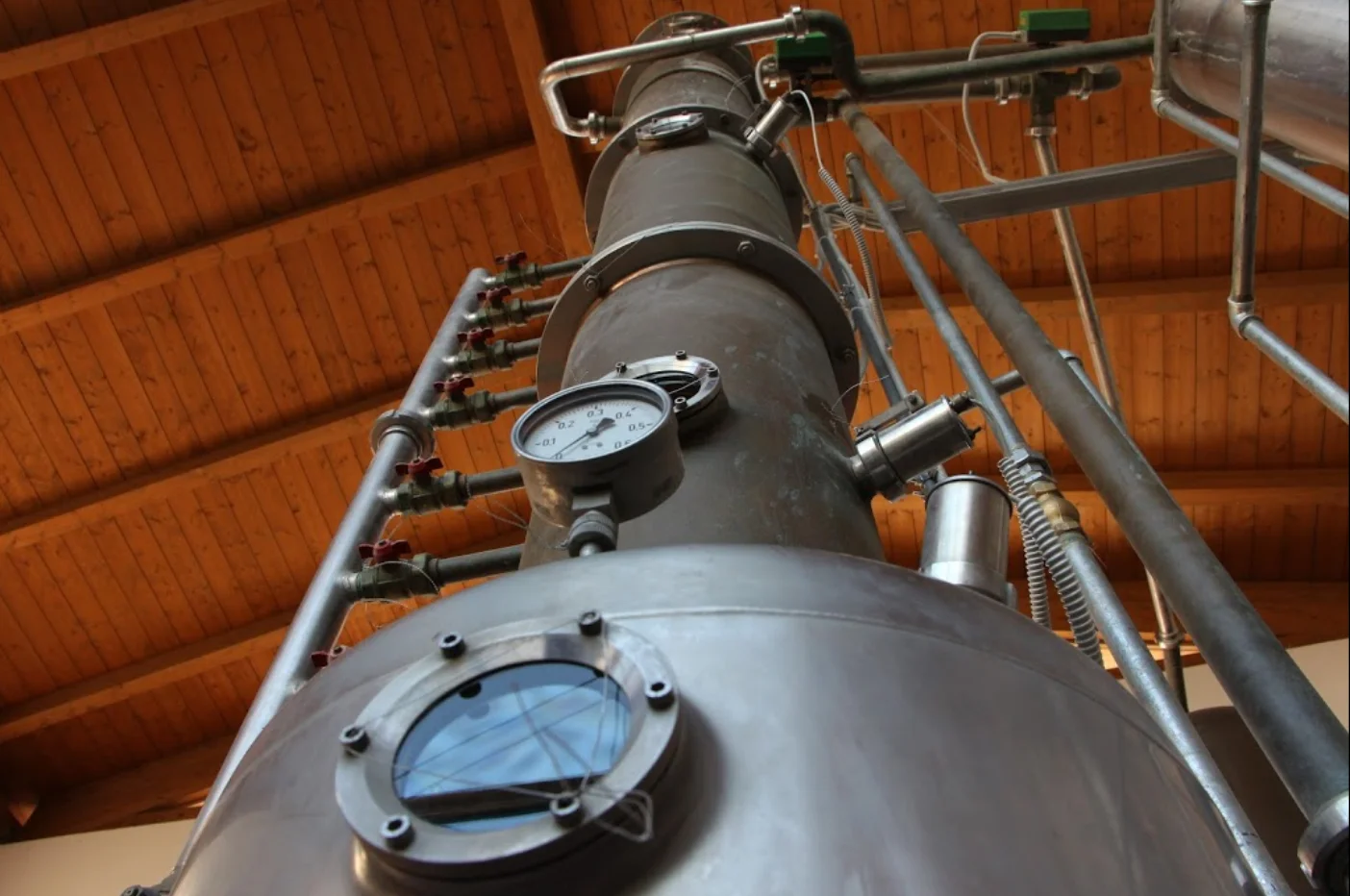 Треугольная бутылка grappa, Сделано в Италии, cl 70, Подарочная еда для ресторана