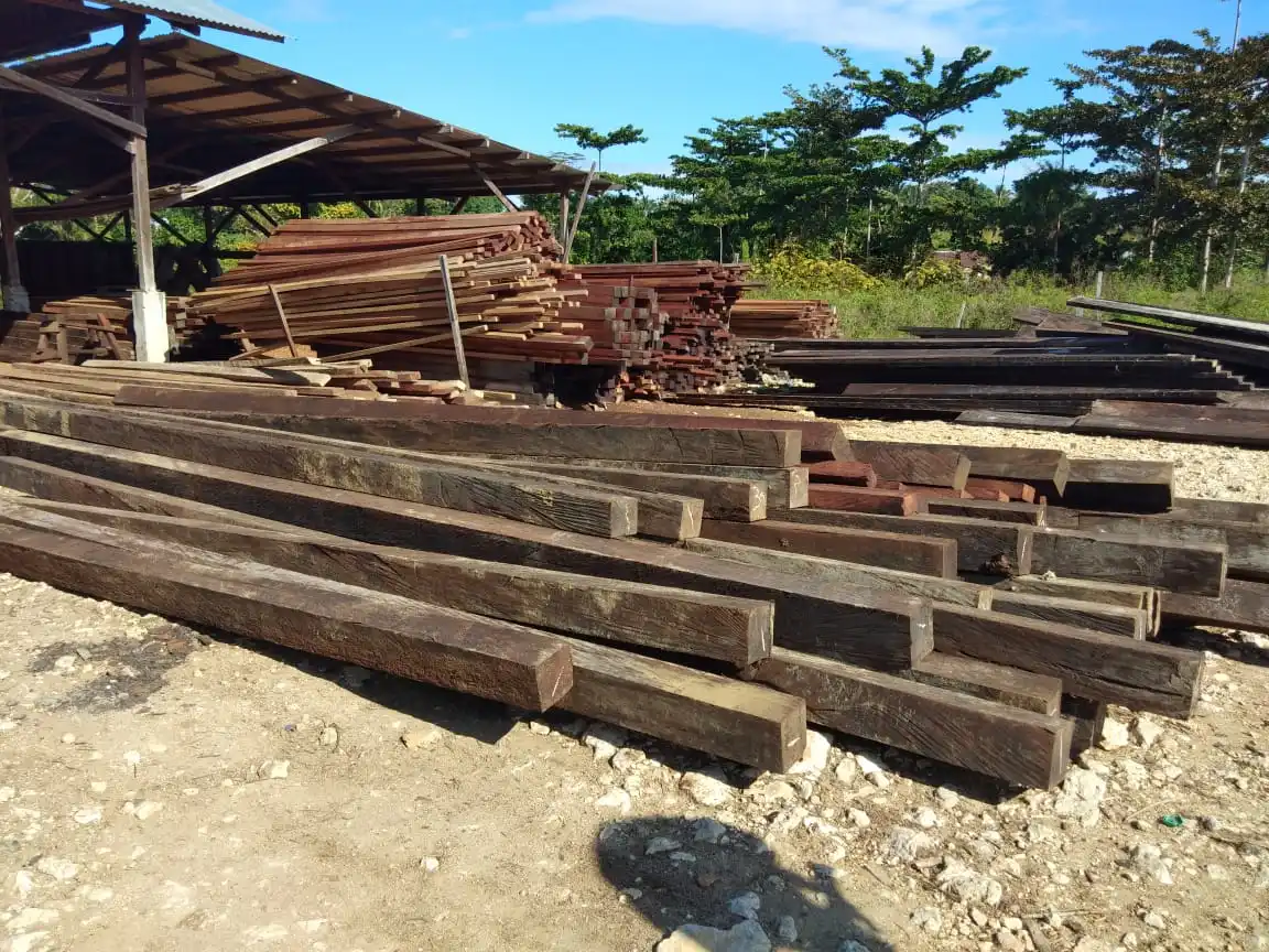 Surface S4S boards type various size available factory processing solid wood Merbau from Indonesia with drying chambers