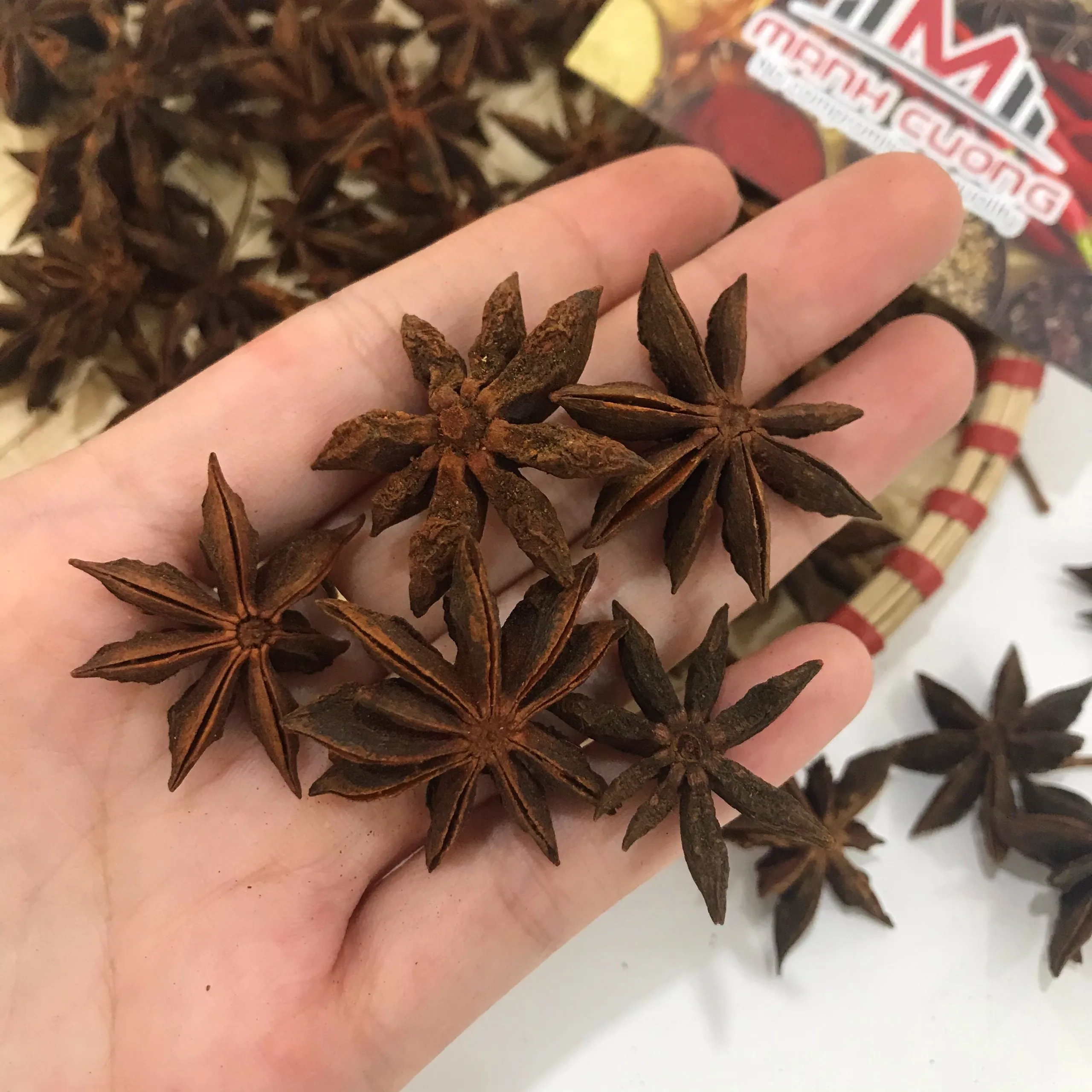 Broken Star Anise   Star Anise Seed Fennel & Aniseed Raw Agricultural Product Herbal Medicine Anise Star