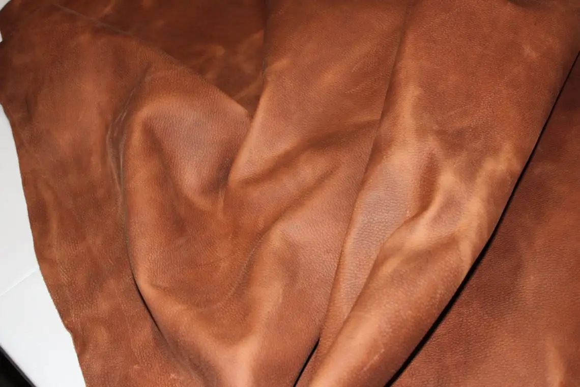 100% натуральная кожа Высококачественная коровья спилок замша кожаные шкуры для одежды и другого использования