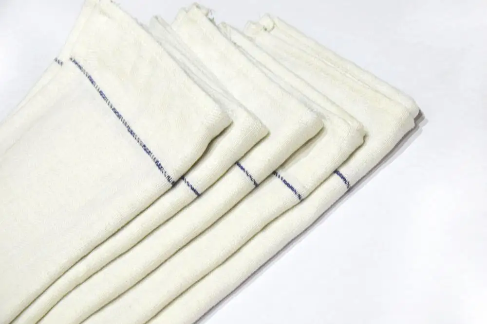 100% Cotton White Chess Kitchen Towel / White Waiter Cloth Super Absorbent