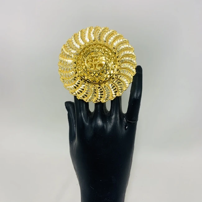 New Designer Flower beautiful wedding gold plated Designer model fancy rings