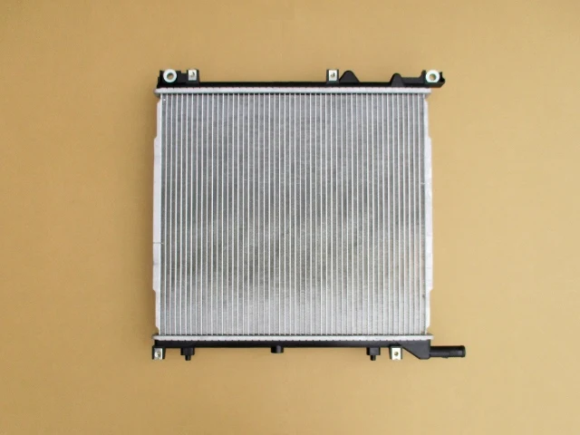 Guwo China factory Hot products Aluminium Auto Radiator with competitive prices for Nissan 21410-5wz0b