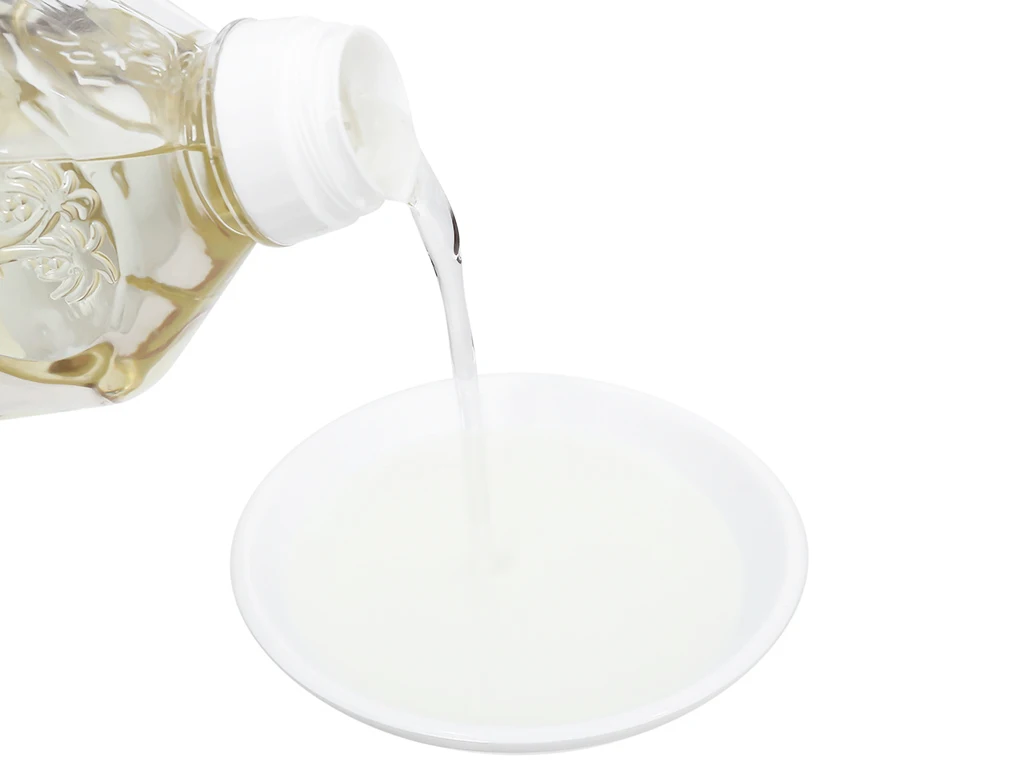 Лидер продаж высококачественное органическое натуральное кокосовое масло 100% чистое холодное прессование вьетнамское производство оптовая продажа увлажнение