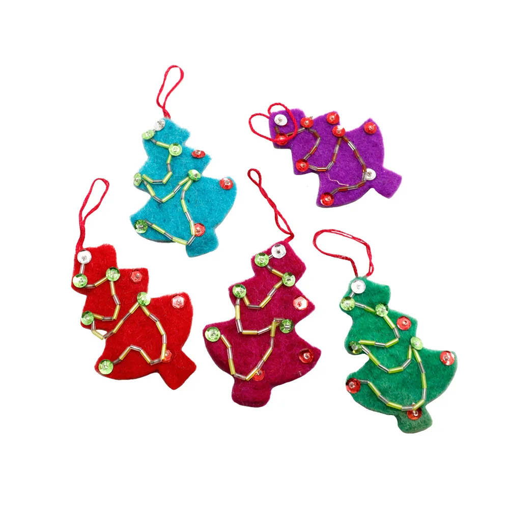 Handmade Felt Embroidered Tree Ornament for Christmas Tree Set of 4