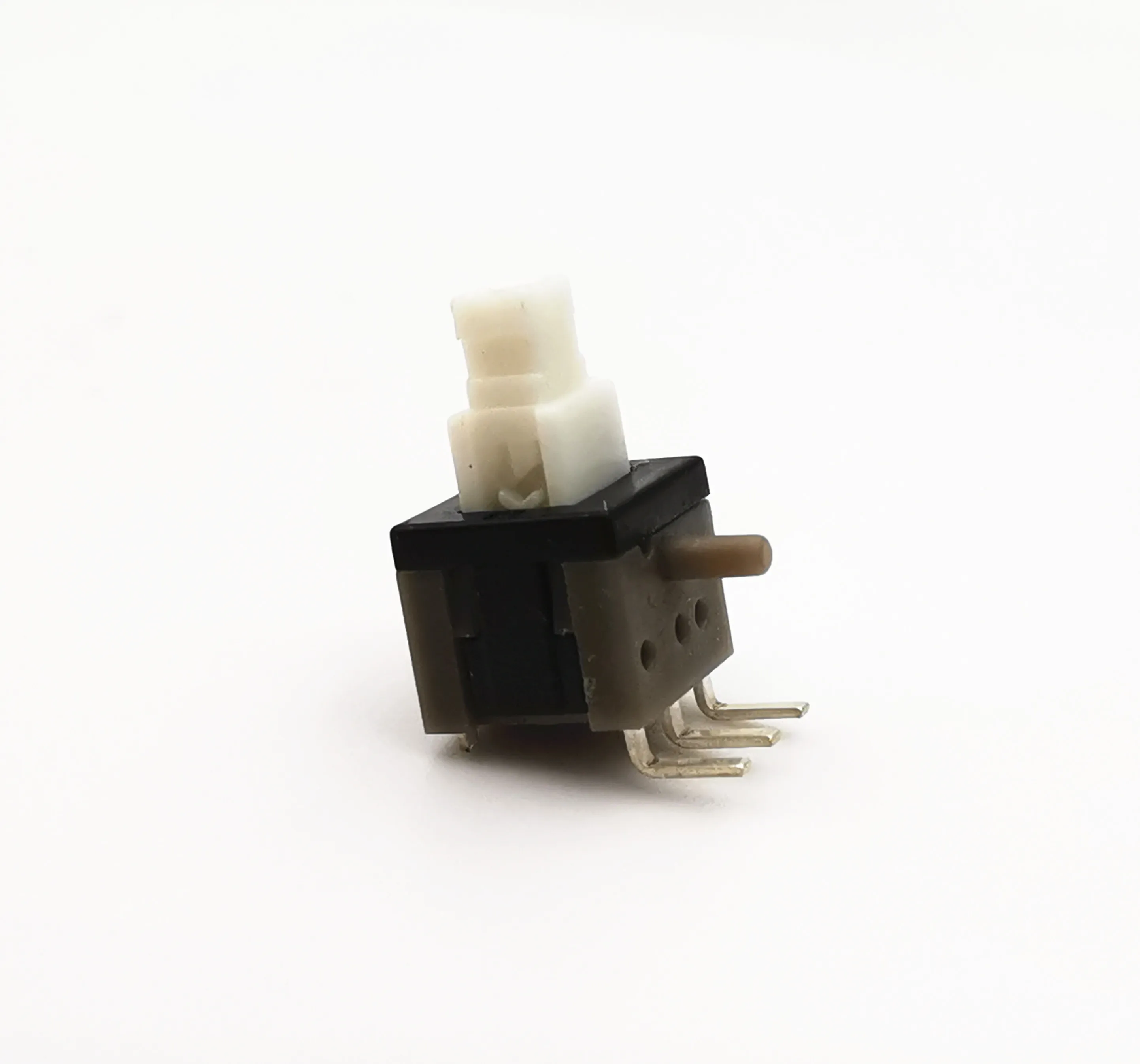 HCNHK Hot sale side pin push button switch 5.8*5.8  lock & non-lock Rohs compliant