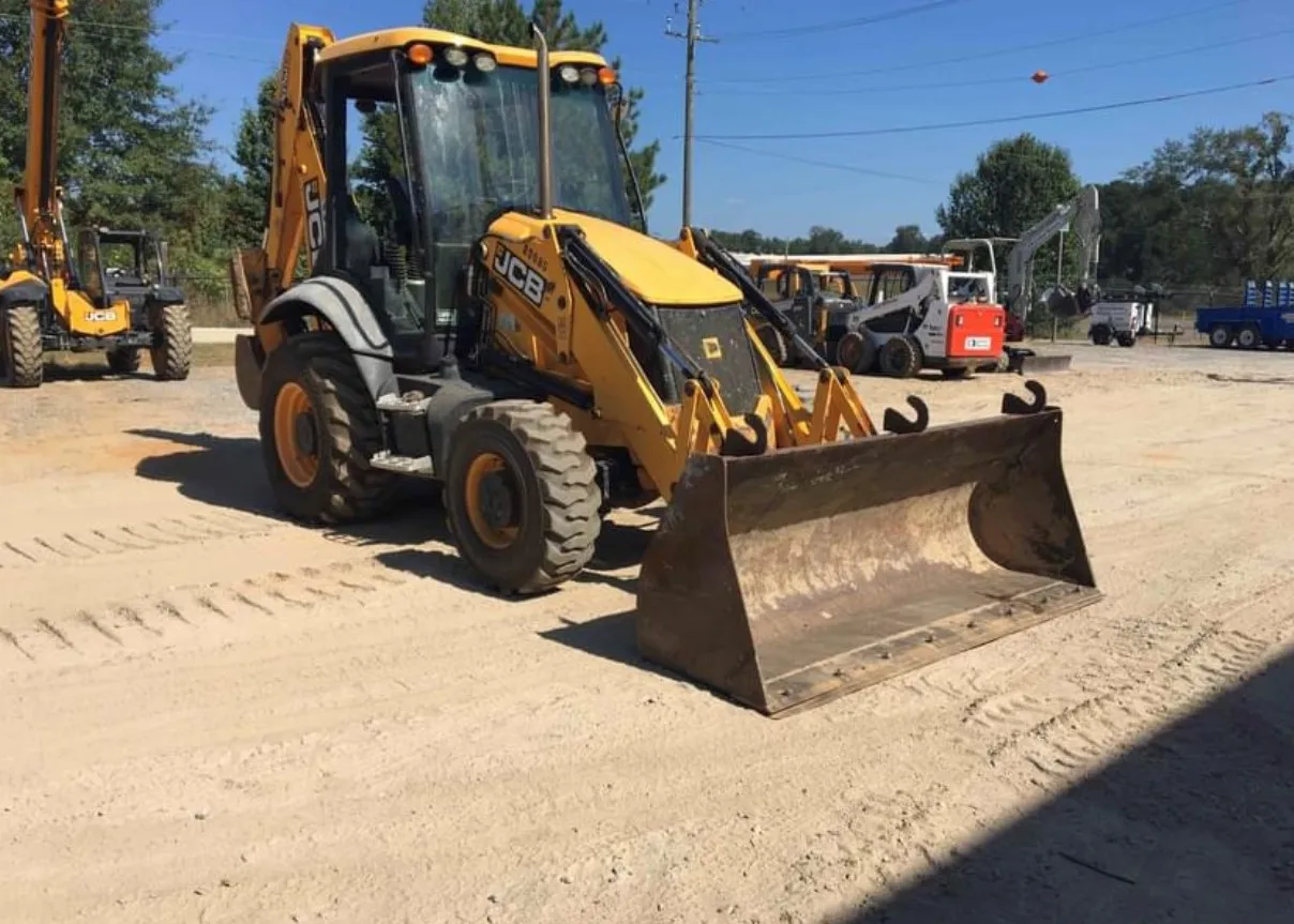 Экскаватор-погрузчик и погрузчик лучшего бренда на продажу