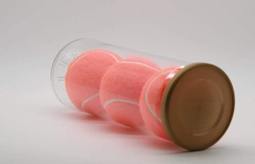 Оранжевые теннисные мячи