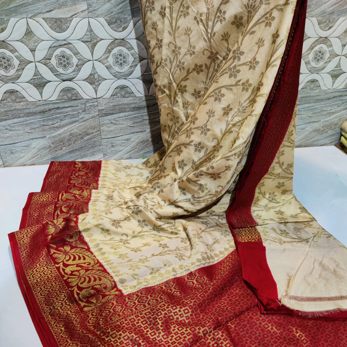 Banarasi semi dupion fancy saree