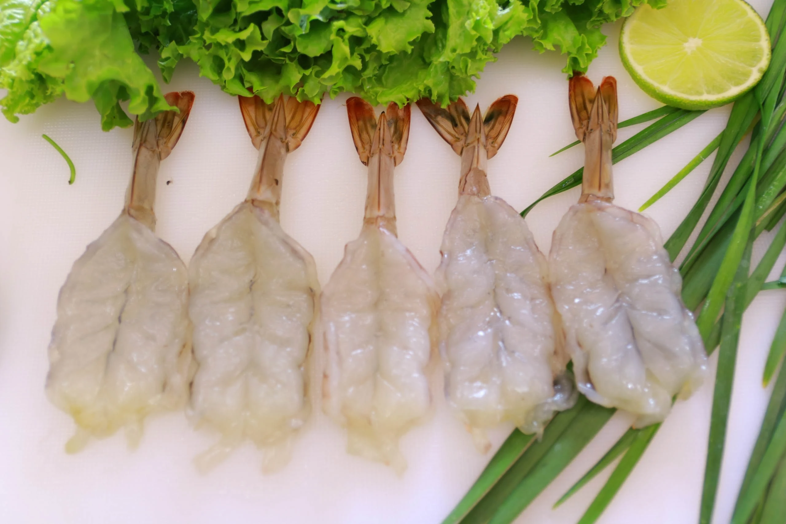 Wholesale Vietnam Seafood Frozen Vannamei Shrimps FD With Cheap Price  White Prawns For Export