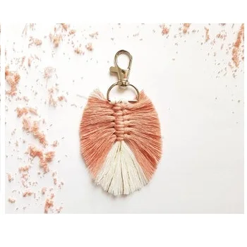 High Quality Boho Decor Feather Keychain Soft Cotton Natural Macrame Handicrafts Metal Keychain Accessories for Gifts