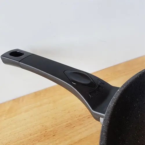 1ST CHOICE HIGH QUALITY & GOOD PRICE COOKCOOKWARE ALUMINUM POT SET  SIZE FROM 14 TO 36CM MADE IN VIETNAM