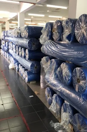  Одноразовые изолированные платья СИЗ дешевые Платья X XL XXL PP лаборатория
