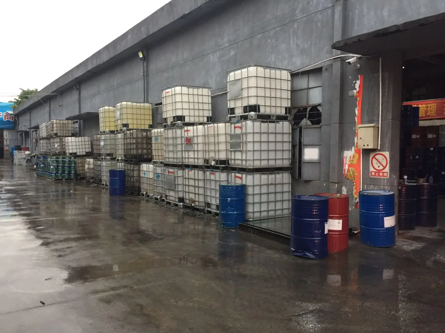 Sports Outdoor Construction Usage PU binder polyurethane resin for epdm rubber granules flooring runway playground surface