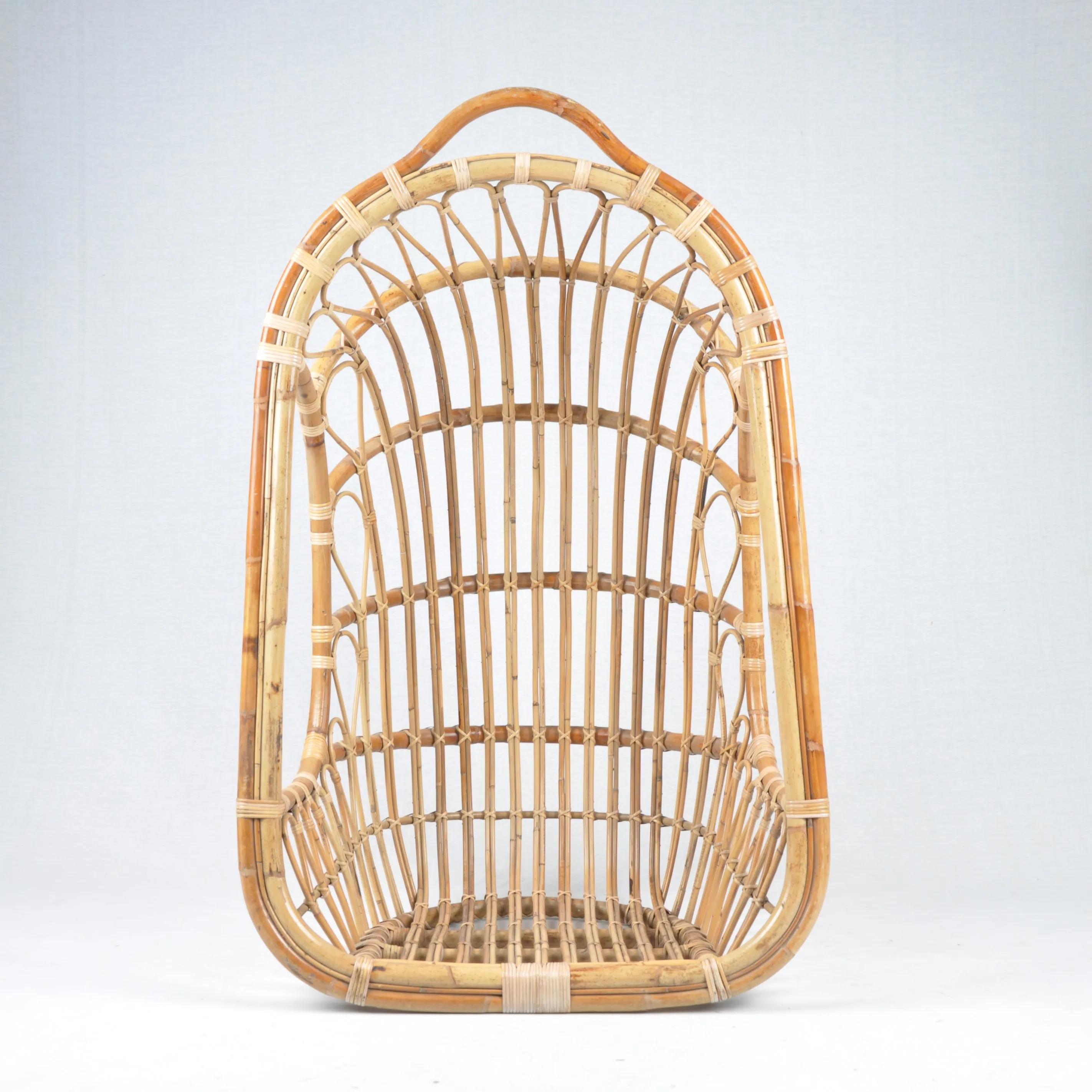 Outdoor Furniture Patio Rattan Hanging Chair for Leisure Outdoor