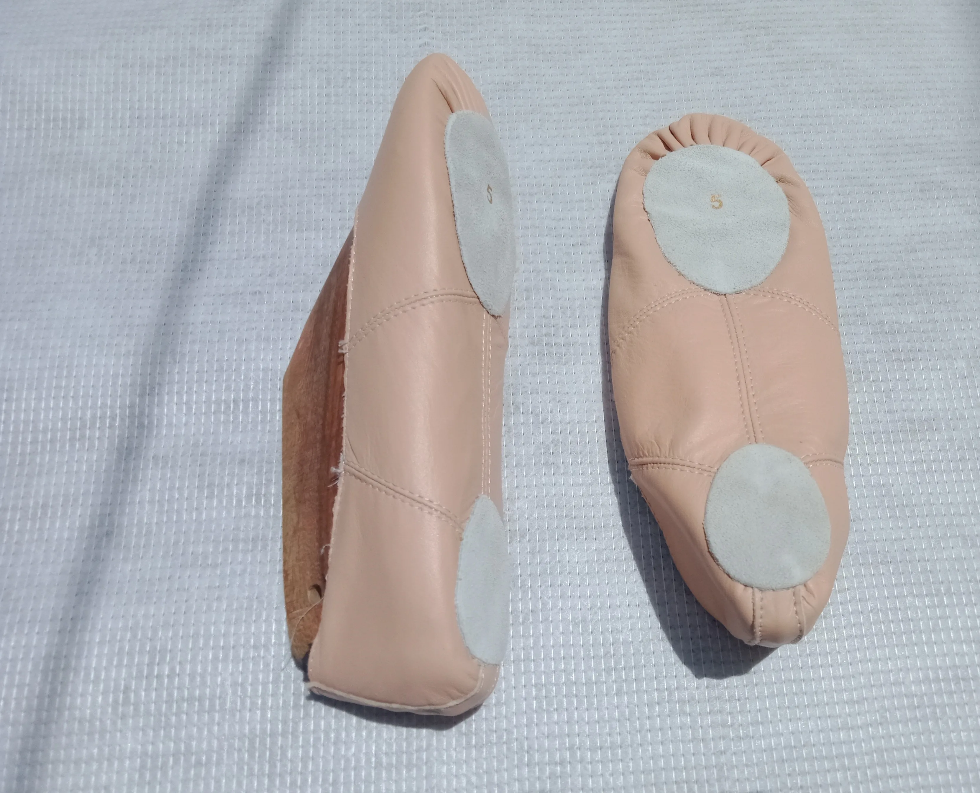 Pink Soft Genuine Leather Ballet Shoes Slippers Girls Boys Toddlers Dance Shoes Soft Suede Half Soles US UK AUS Sizes PK